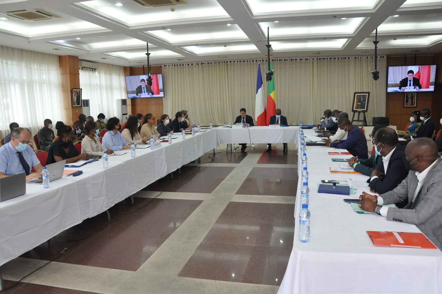 Session d’évaluation du cadre général de partenariat 2018-2021 entre le Bénin et la France et d’échanges sur les orientations de la prochaine stratégie partenariale 2022-2026: Communiqué conjoint